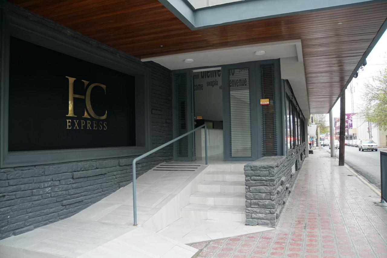 מונטריי Hotel Hc Express מראה חיצוני תמונה